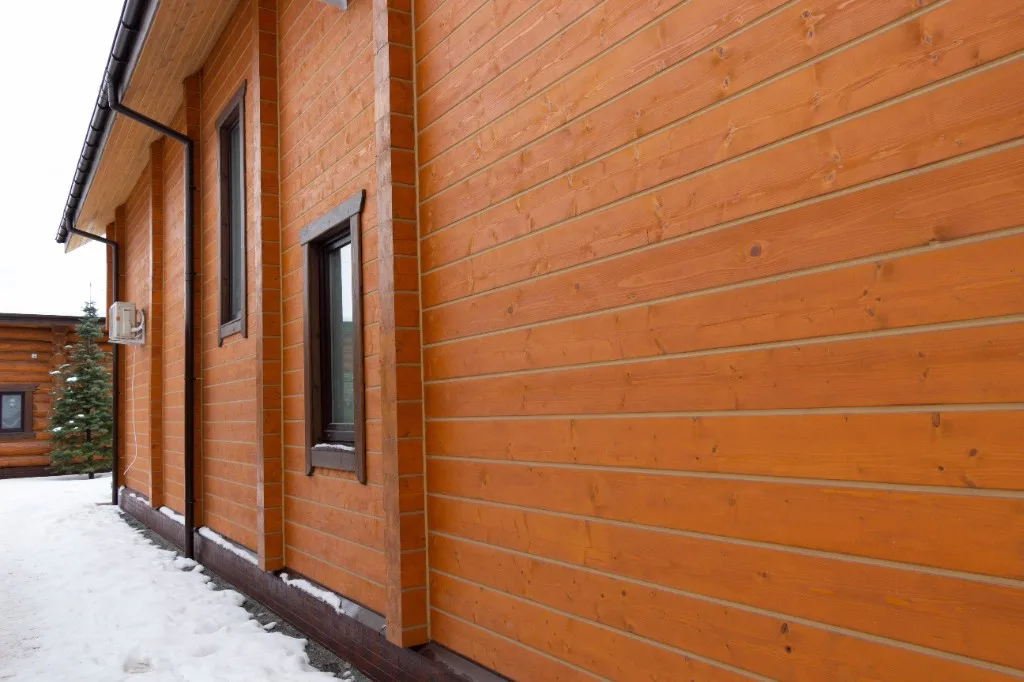 Modulární penzion u rybníka — společný ohniště